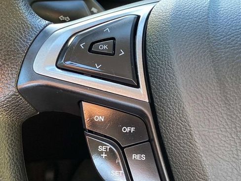 Used 2018 Ford Fusion S FWD image 19