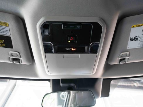 Used 2023 Toyota Tundra SR5 w/ SR5 Convenience Package AWD/4WD image 18