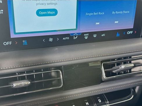 Certified 2025 Lincoln Aviator 2WD w/ Equipment Group 101A image 19