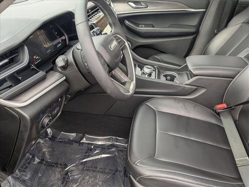 Used 2024 Jeep Grand Cherokee Limited 4xe w/ Trailer Tow Package image 16