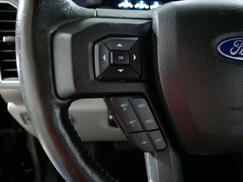 Used 2020 Ford F150 XLT w/ Equipment Group 302A Luxury AWD/4WD image 27