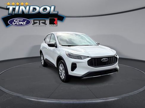 New 2026 Ford Escape Active w/ Cold Weather Package FWD image 3