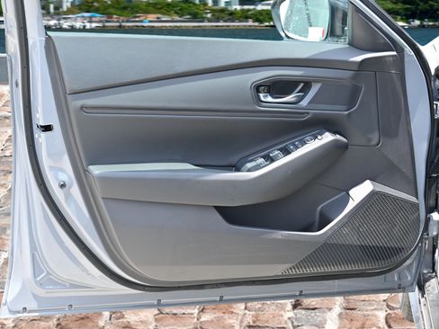 New 2025 Honda Accord SE image 10