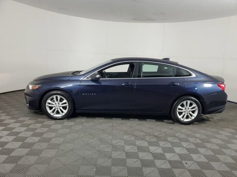 Used 2017 Chevrolet Malibu LT image 7