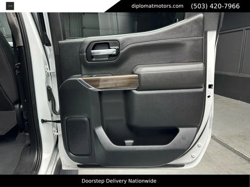 Used 2021 Chevrolet Silverado 1500 LT Trail Boss w/ Convenience Package II image 37