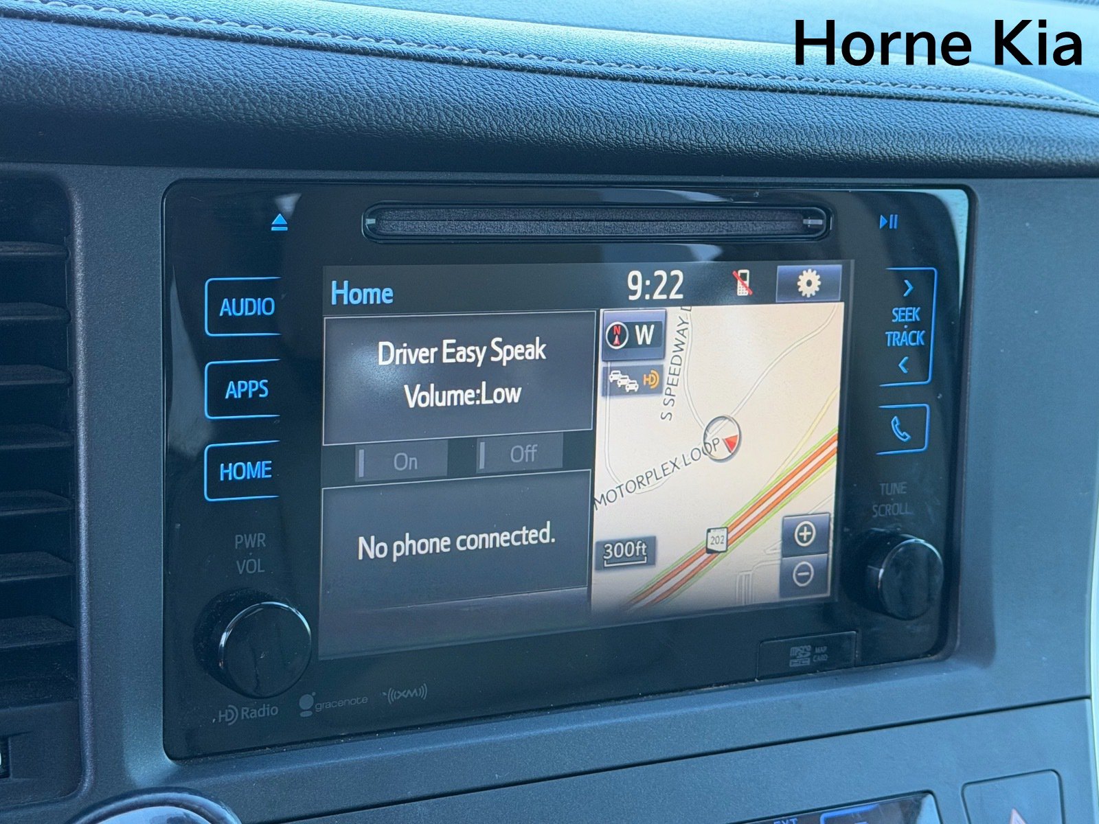 Used 2017 Toyota Sienna XLE w/ XLE Navigation Package FWD image 26