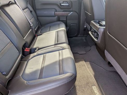 Used 2023 GMC Sierra 2500 Denali w/ Denali Ultimate Package AWD/4WD image 35