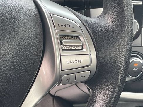 Used 2017 Nissan Altima 2.5 S w/ Power Driver Seat Package FWD image 21