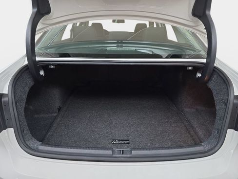 Used 2014 Volkswagen Passat 1.8T SE FWD image 14