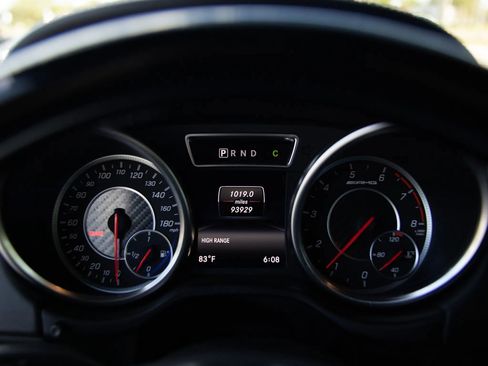 Used 2016 Mercedes-Benz G 63 AMG 4MATIC image 34