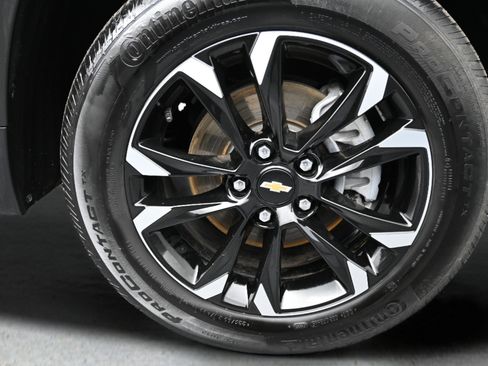 Certified 2023 Chevrolet TrailBlazer LT w/ Convenience Package AWD/4WD image 22