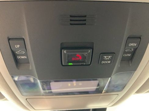 Used 2020 Lexus RX 450h AWD w/ Premium Package image 24