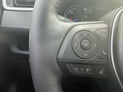 Used 2024 Toyota RAV4 XLE w/ Convenience Package image 13