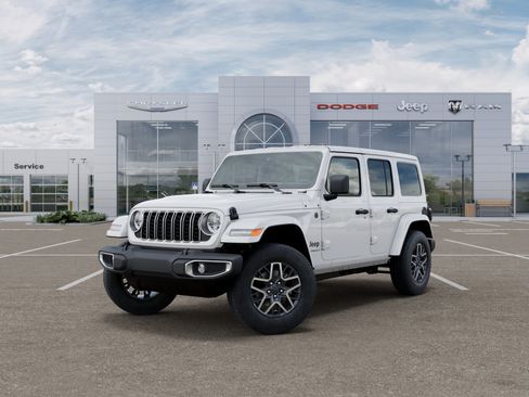 New 2026 Jeep Wrangler Unlimited Sahara AWD/4WD image 30