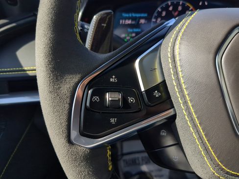 Used 2025 Chevrolet Corvette Z06 image 31