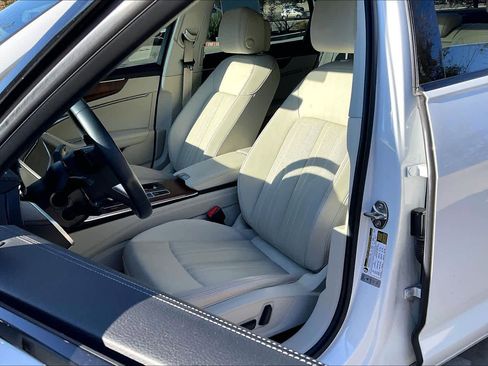 Used 2023 Audi A6 Premium Plus w/ Premium Plus Package image 7