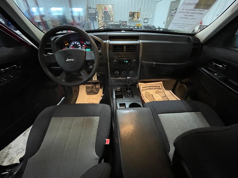 Used 2010 Jeep Liberty Sport w/ North Edition Group AWD/4WD image 7