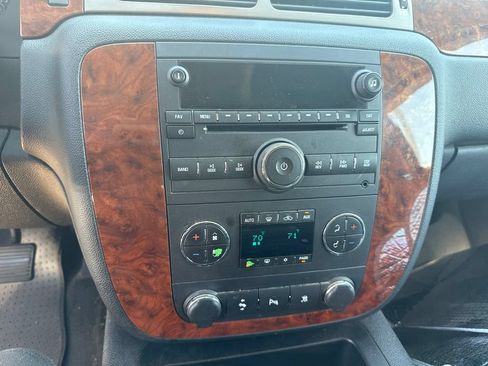 Used 2007 Chevrolet Tahoe LT w/ 1LT Special Edition AWD/4WD image 11