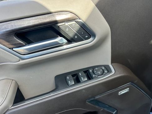 Used 2022 Chevrolet Silverado 1500 LTZ w/ LTZ Premium Package image 34