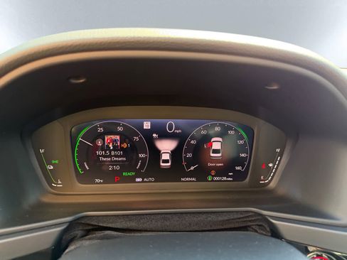 New 2025 Honda Accord Touring image 4