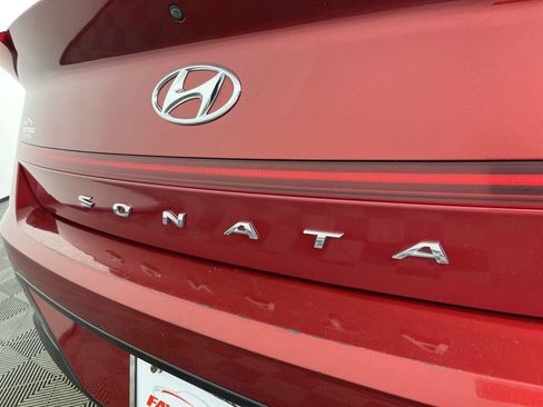 Used 2023 Hyundai Sonata SEL FWD image 3