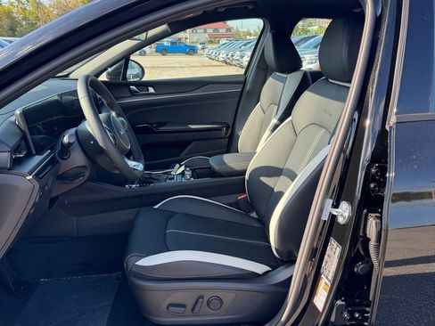 New 2026 Kia K5 GT-Line image 9