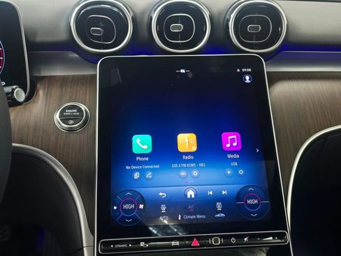 New 2025 Mercedes-Benz C 300 4MATIC Sedan image 15