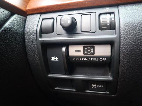 Used 2013 Subaru Outback 2.5i Limited AWD/4WD image 59