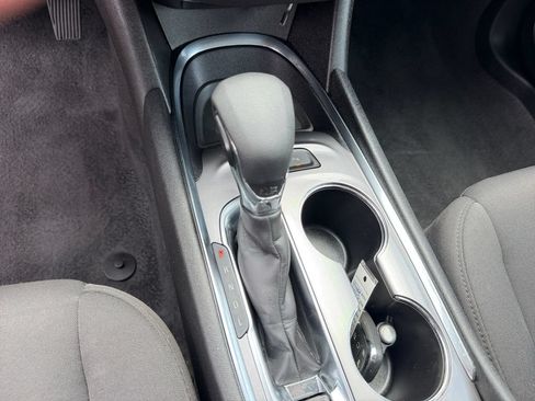 Used 2024 Chevrolet Malibu LT FWD image 20