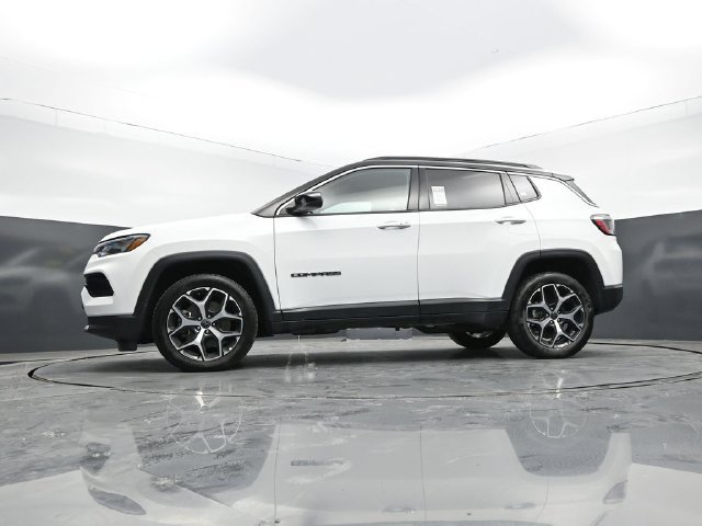 Used 2025 Jeep Compass Limited AWD/4WD image 54