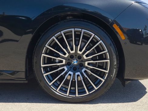 New 2026 BMW i7 eDrive50 w/ M Sport Package RWD image 6
