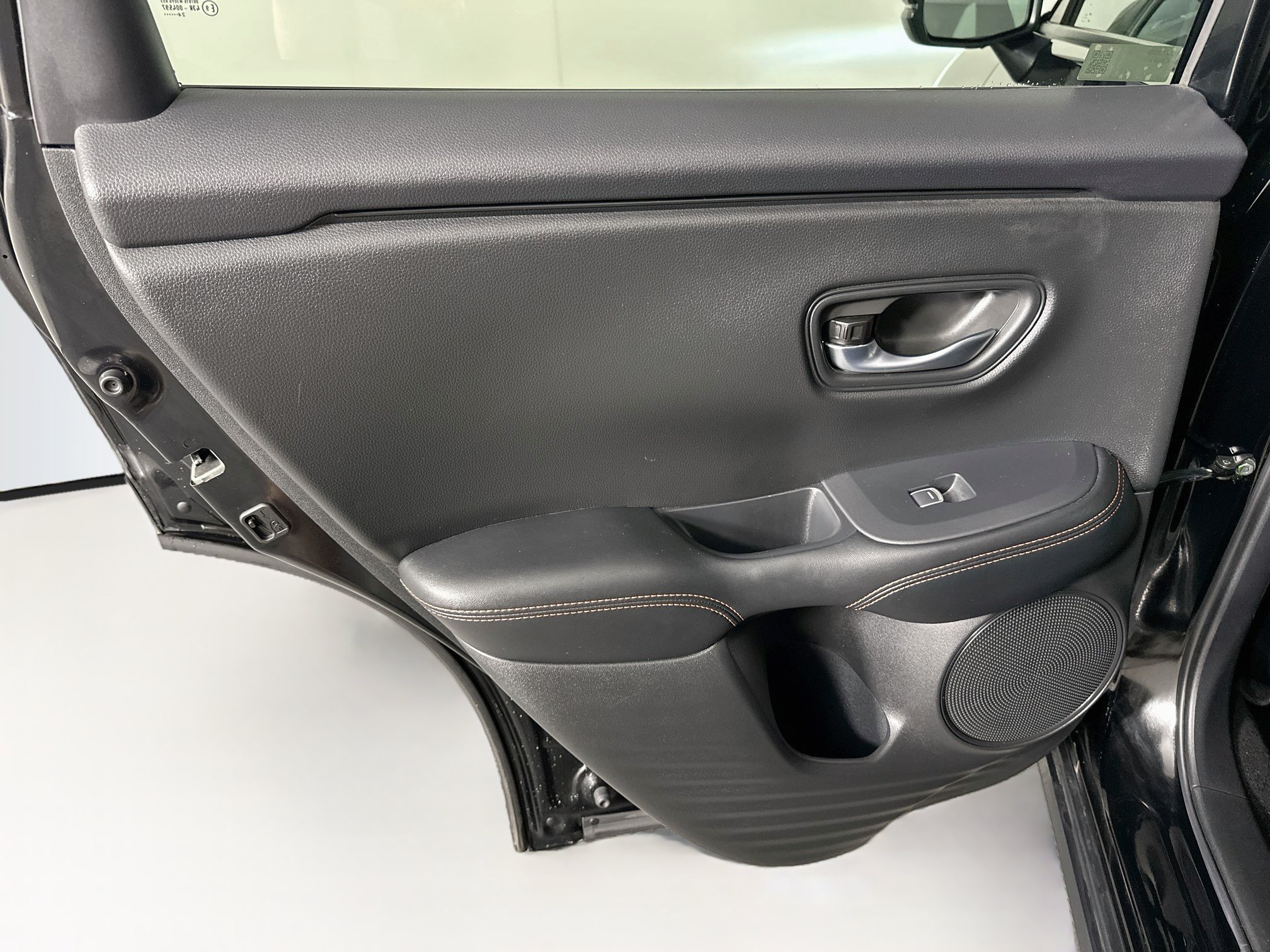 Used 2025 Honda HR-V Sport image 25