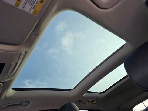 Used 2021 Mercedes-Benz GLC 300 image 18