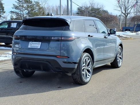 Used 2023 Land Rover Range Rover Evoque R-Dynamic S image 4