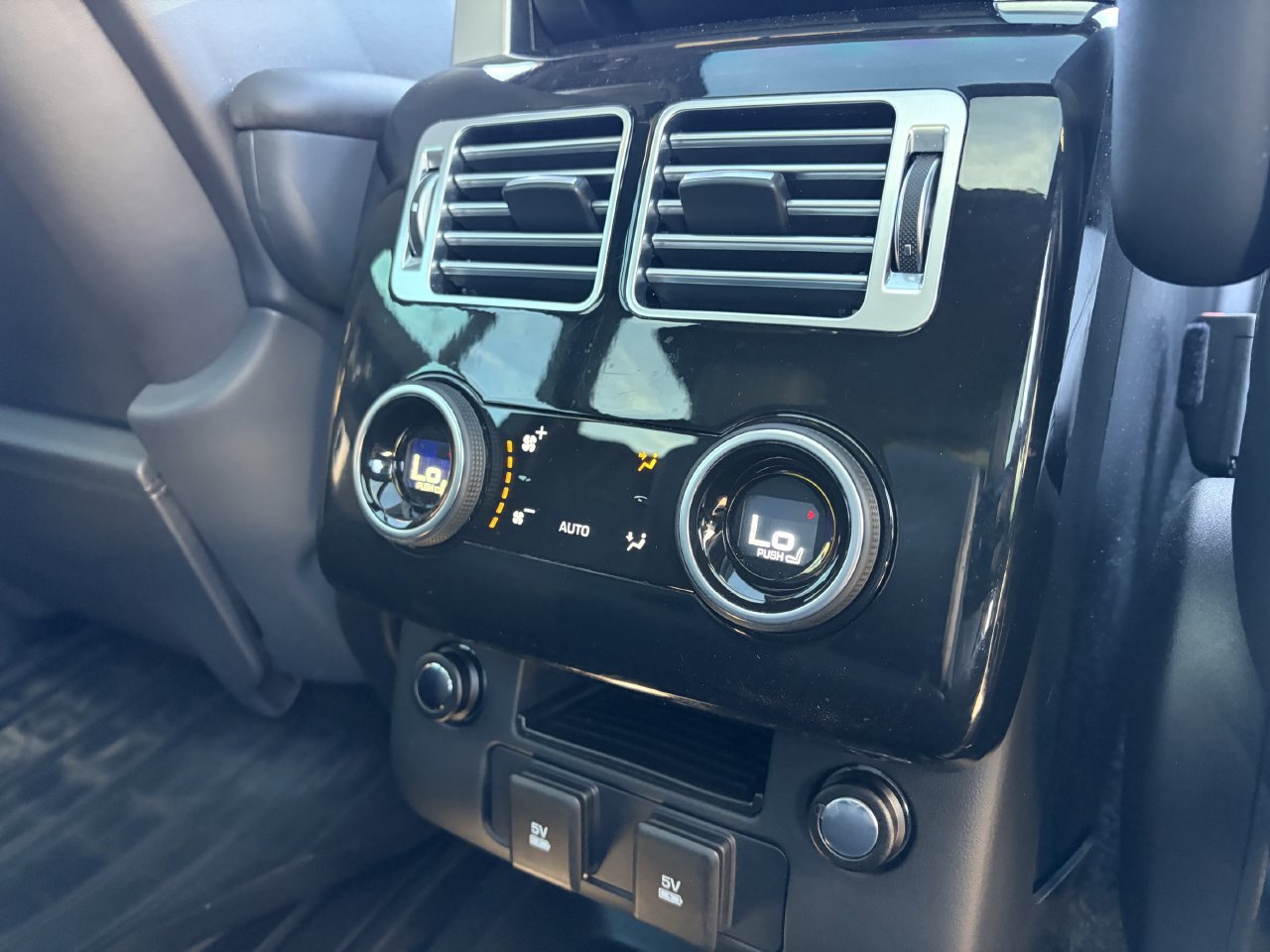 Used 2020 Land Rover Range Rover HSE AWD/4WD image 17
