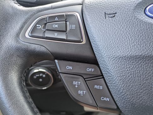 Used 2019 Ford EcoSport Titanium FWD image 25