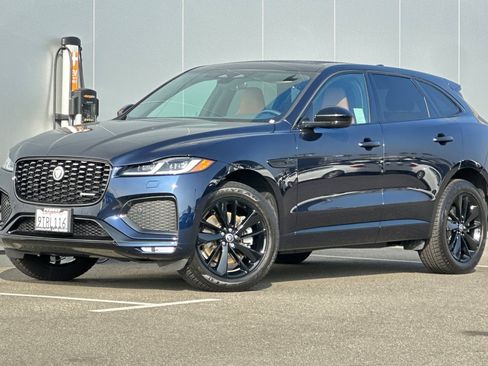 Used 2025 Jaguar F-PACE R-Dynamic S image 1