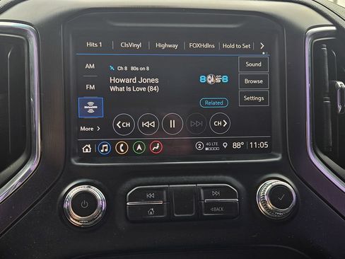 Used 2021 GMC Sierra 1500 AT4 w/ AT4 Preferred Package AWD/4WD image 17