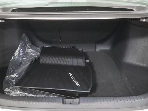 Used 2025 Honda Accord Touring image 10