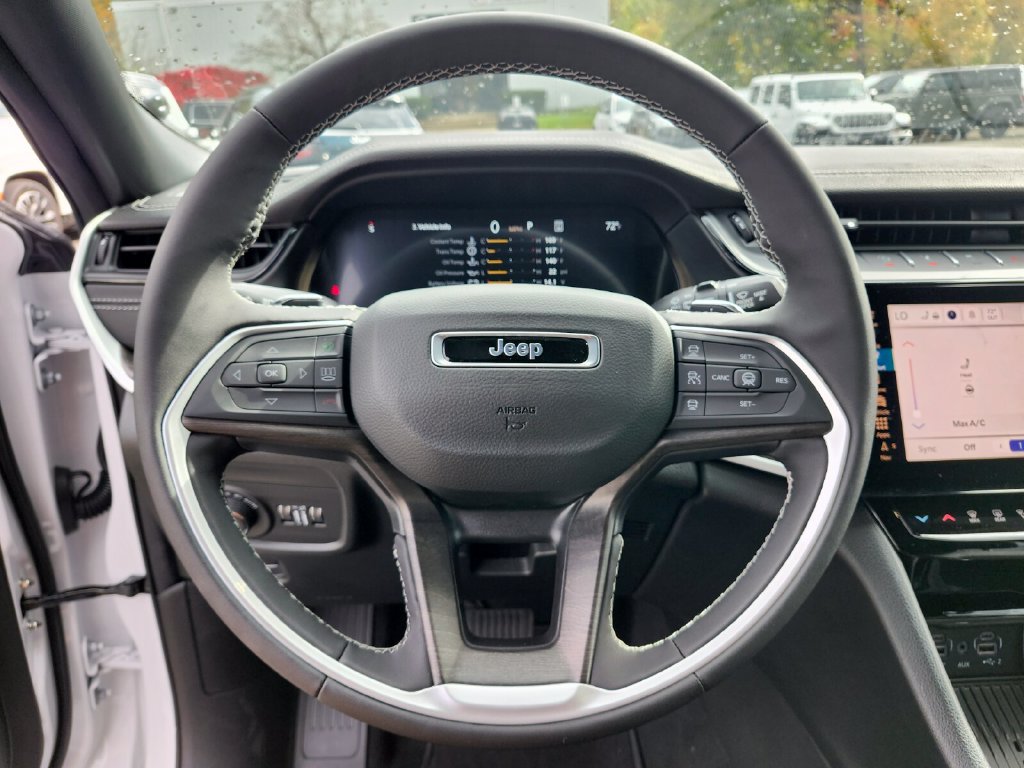 New 2026 Jeep Grand Cherokee Altitude AWD/4WD image 29