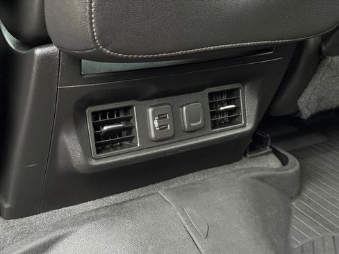 Certified 2022 Chevrolet Silverado 2500 LTZ image 7