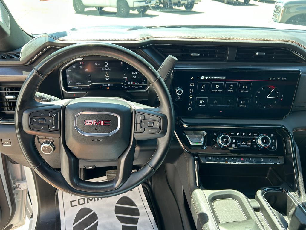 Used 2025 GMC Sierra 2500 AT4 AWD/4WD image 17