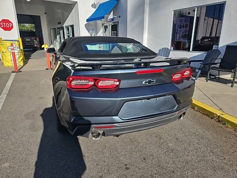 Used 2023 Chevrolet Camaro LT w/ Technology Package image 5