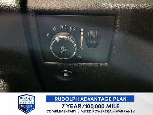 Used 2018 Jeep Grand Cherokee Laredo image 40