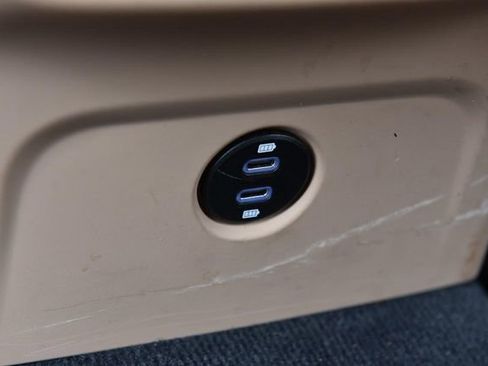 Used 2020 Porsche Macan image 26