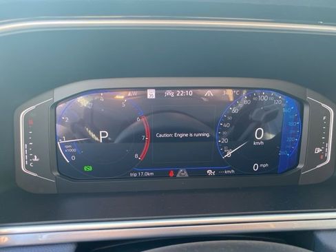 New 2025 Volkswagen Taos SEL AWD/4WD image 31