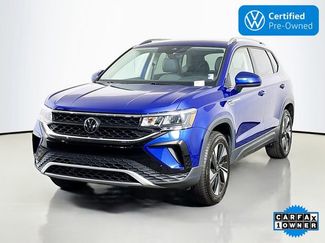 Used 2024 Volkswagen Taos SE video 3
