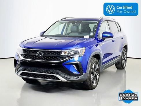 Used 2024 Volkswagen Taos SE image 3