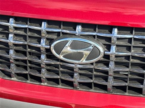 New 2025 Hyundai Venue Limited image 21