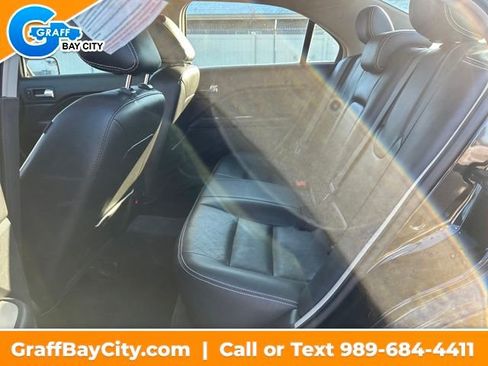 Used 2011 Ford Fusion SEL image 22